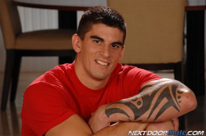 NuBOYS.net - Hot Man - Tyler Torro - Foto 3