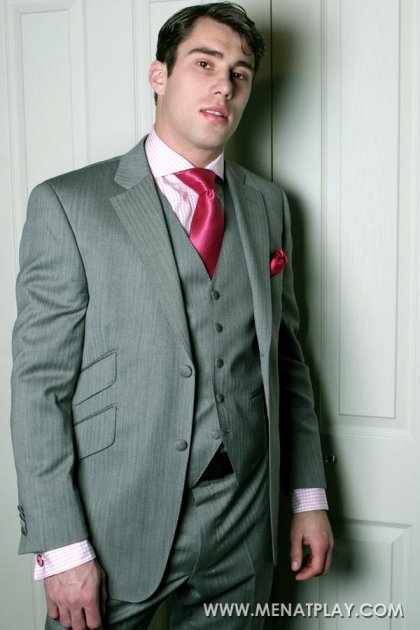 Alex Parry - Foto 6