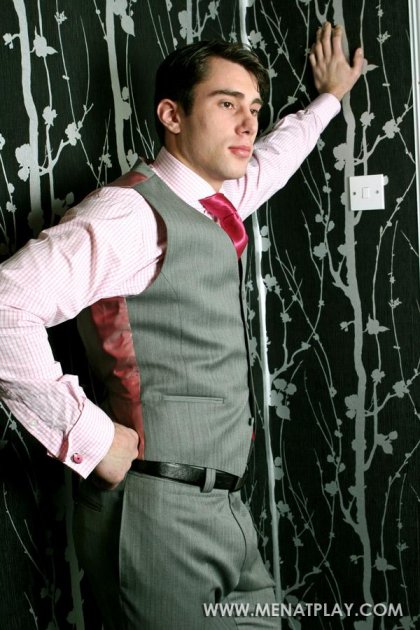 Alex Parry - Foto 9
