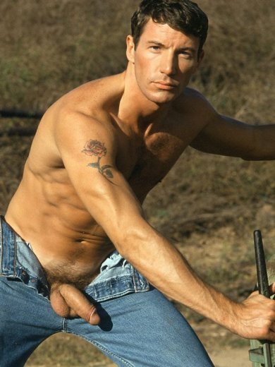 Aiden Shaw - Foto 18