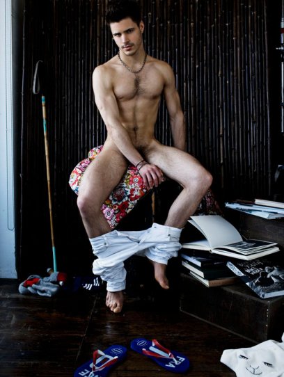 Matthieu Charneau e seu belo corpo de garoto - Foto 3