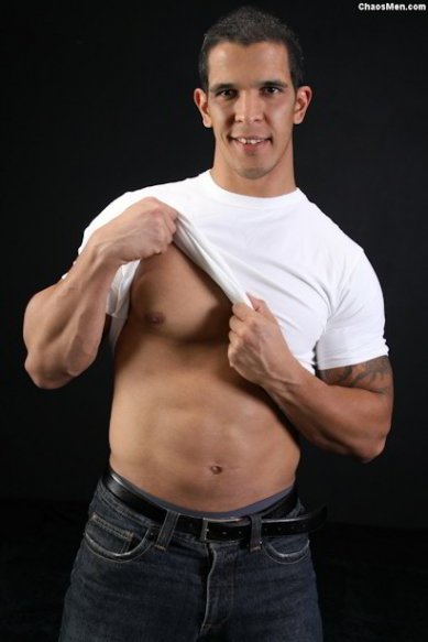 Alexandro - negro musculoso e gostoso - Foto 6