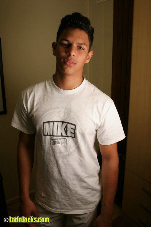 Douglas - latinosbrazil.blogspot.com - Foto 1