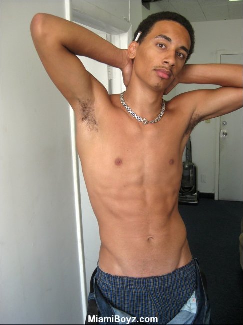 Chris1 -  latinosbrazil.blogspot.com - Foto 10