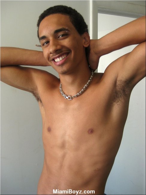 Chris1 -  latinosbrazil.blogspot.com - Foto 12