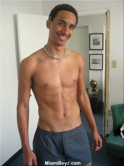 Chris1 -  latinosbrazil.blogspot.com - Foto 14