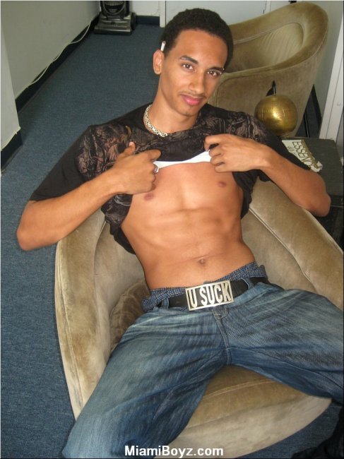 Chris1 -  latinosbrazil.blogspot.com - Foto 2