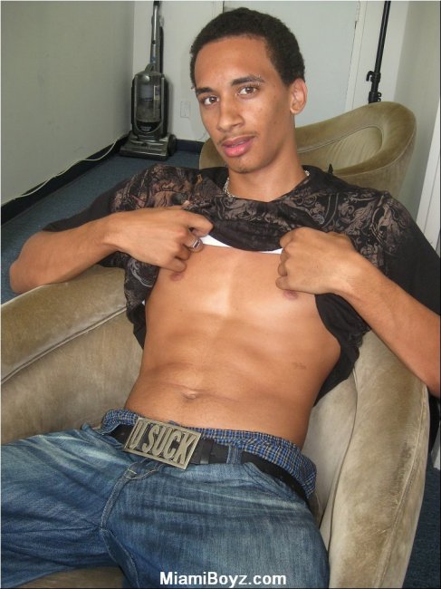 Chris1 -  latinosbrazil.blogspot.com - Foto 4