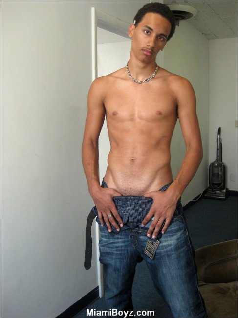 Chris1 -  latinosbrazil.blogspot.com - Foto 7