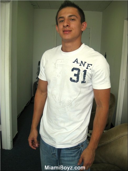 Chris -  latinosbrazil.blogspot.com - Foto 2