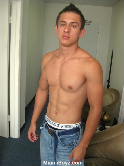 Chris -  latinosbrazil.blogspot.com - Foto 3
