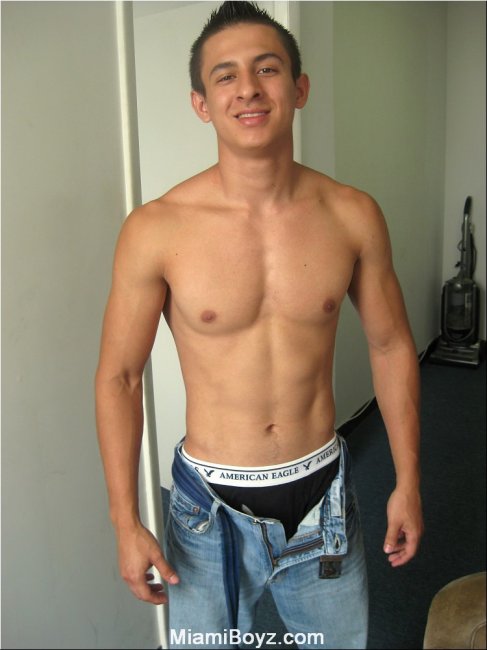Chris -  latinosbrazil.blogspot.com - Foto 4
