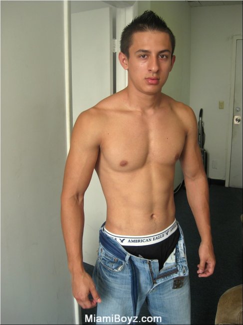 Chris -  latinosbrazil.blogspot.com - Foto 5