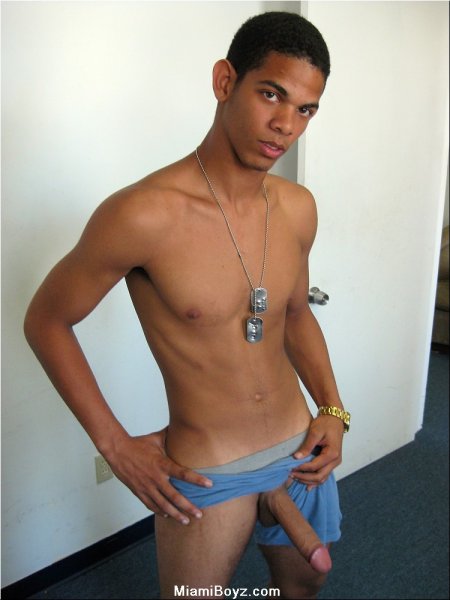 Adrian -  latinosbrazil.blogspot.com - Foto 36