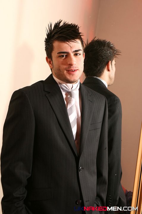 Harry Suited - Foto 3
