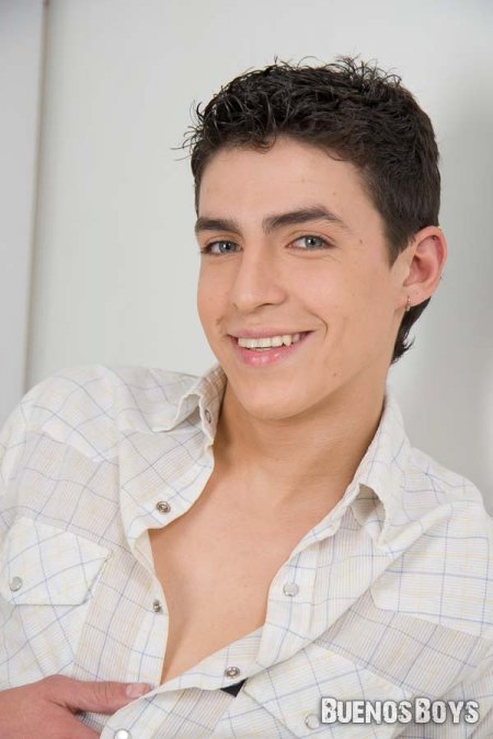 Nicolas - Foto 1