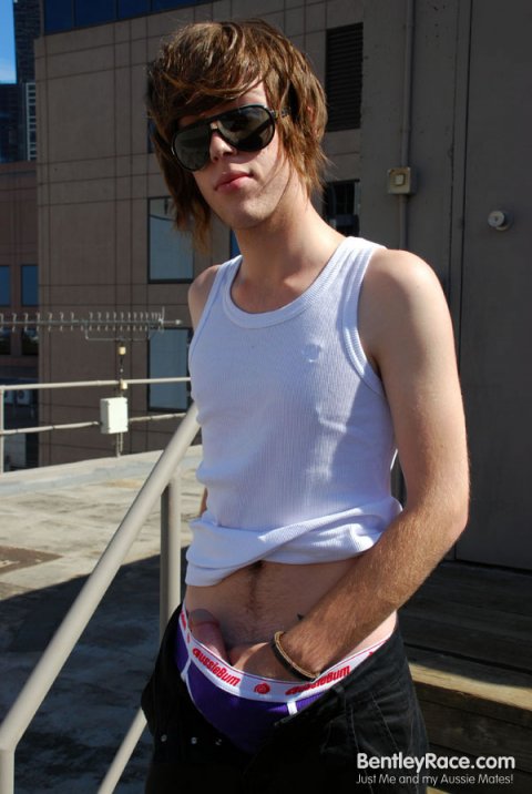 Mikey Chapman - Foto 22