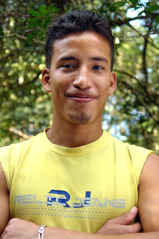 Uriel - latinosbrazil.blogspot.com - Foto 5