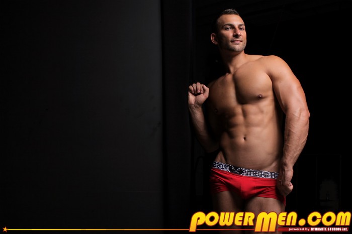 Bruce Wang - MaxeGatos - Foto 17