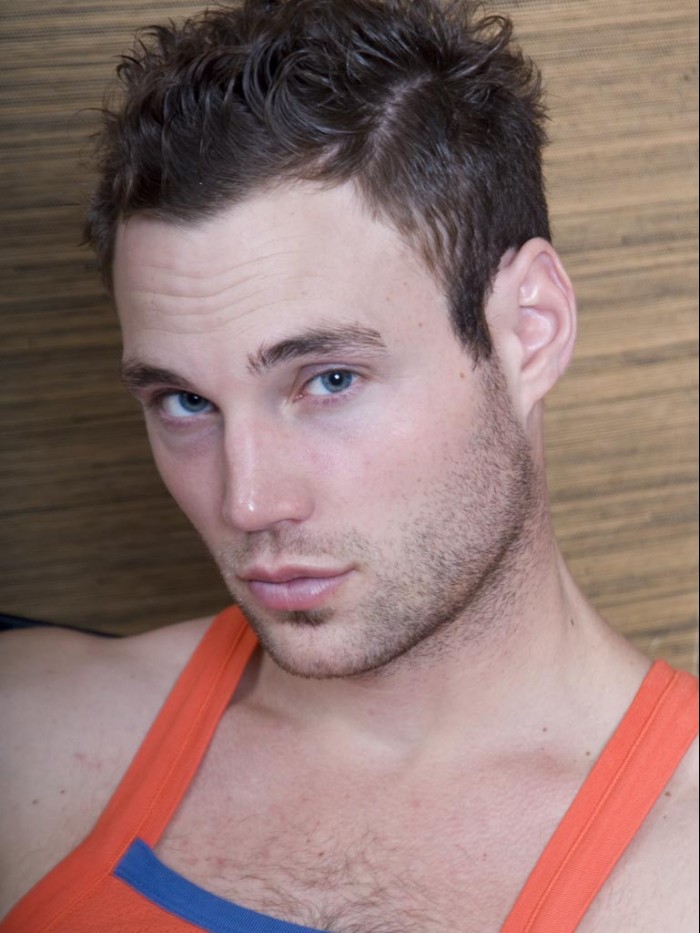 Clark Conner - MaxeGatos - Foto 1