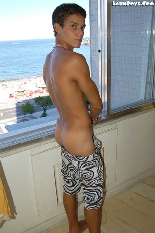 Augie - Latinosbrazil.blogspot.com - Foto 3