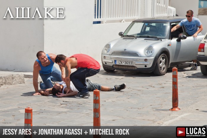 Awake - MaxeGatos - Foto 1