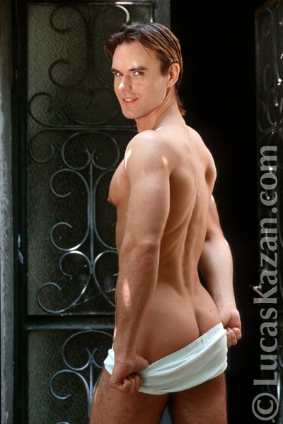 Sasha Byazrov - MaxeGatos - Foto 11