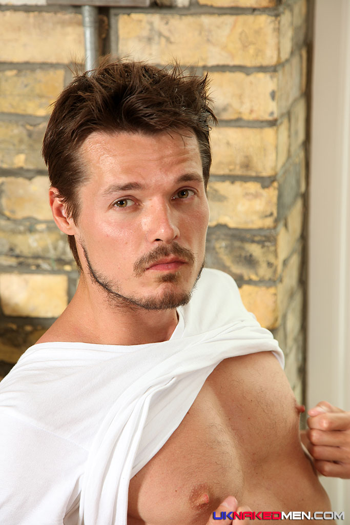 Adam Dacre - MaxeGatos - Foto 16