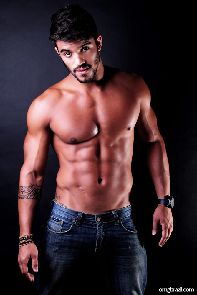 Ex-BBB André Coelho pelado  - Foto 11