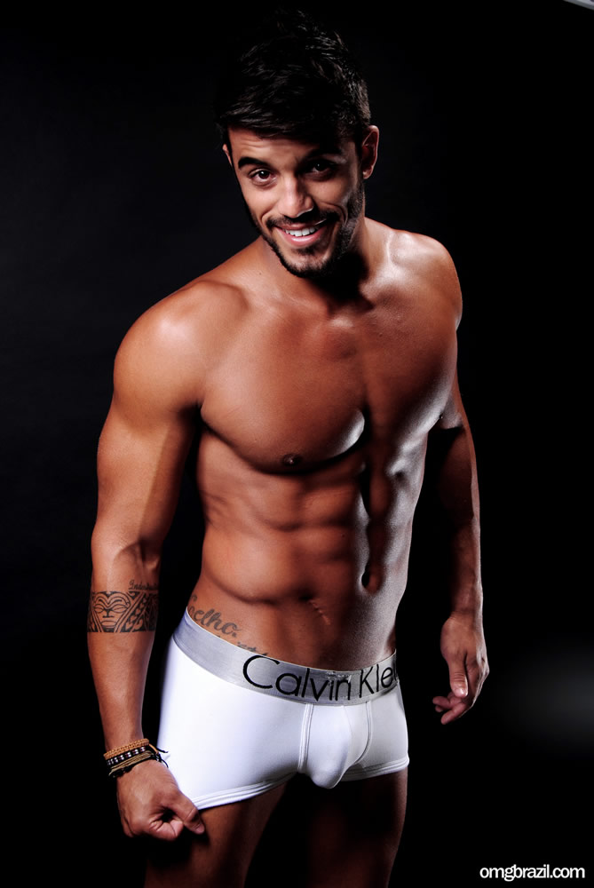 Ex-BBB André Coelho pelado  - Foto 37