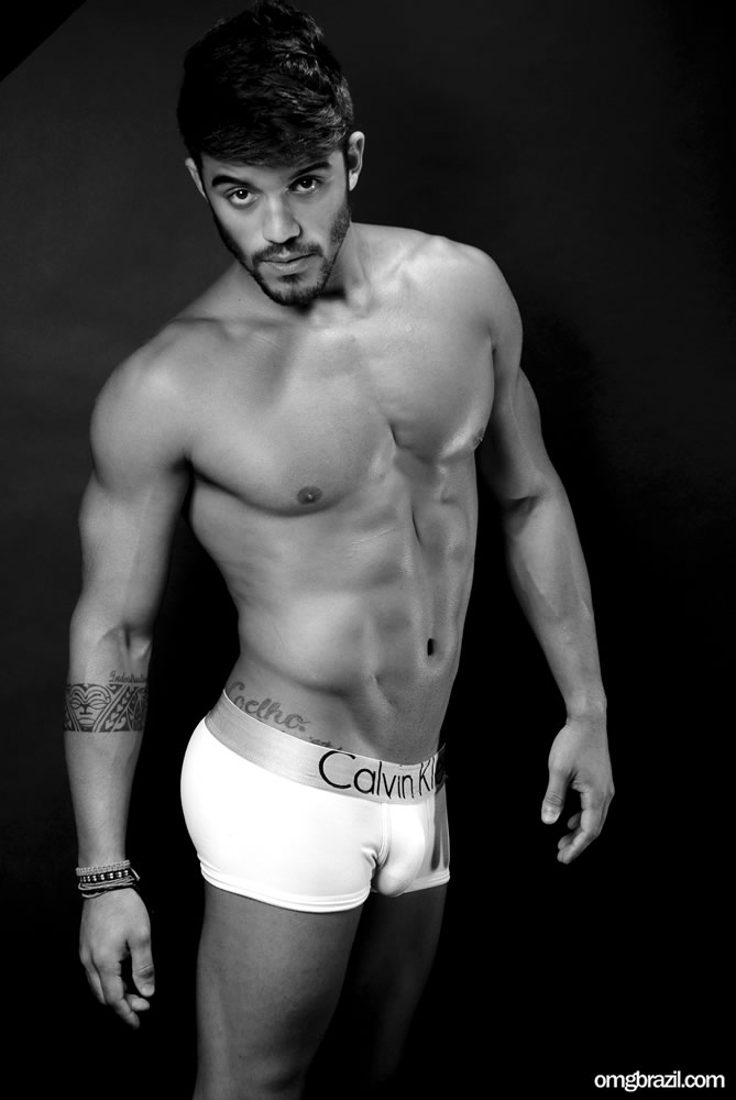 Ex-BBB André Coelho pelado  - Foto 39