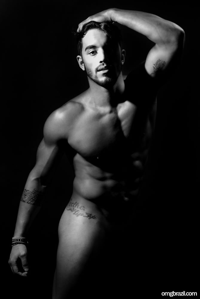Ex-BBB André Coelho pelado  - Foto 59