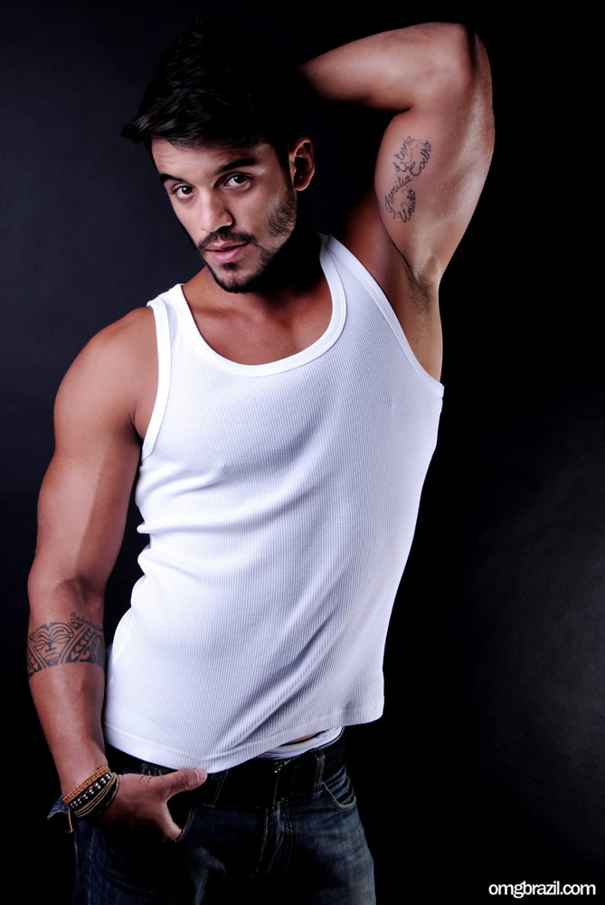 Ex-BBB André Coelho pelado  - Foto 7
