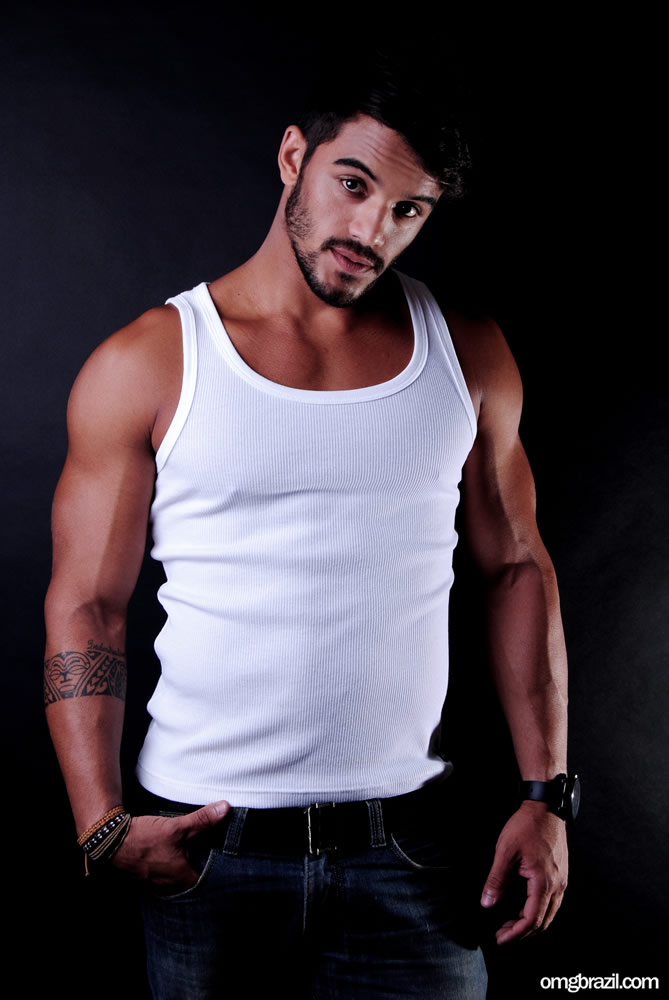 Ex-BBB André Coelho pelado  - Foto 8