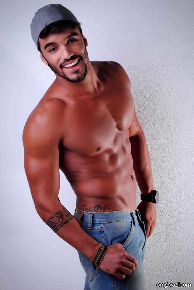 Ex-BBB André Coelho pelado  - Foto 9