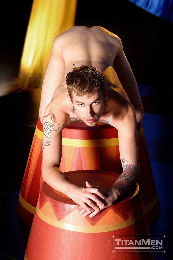 Cirque Noir - Men - MaxeGatos - Foto 25