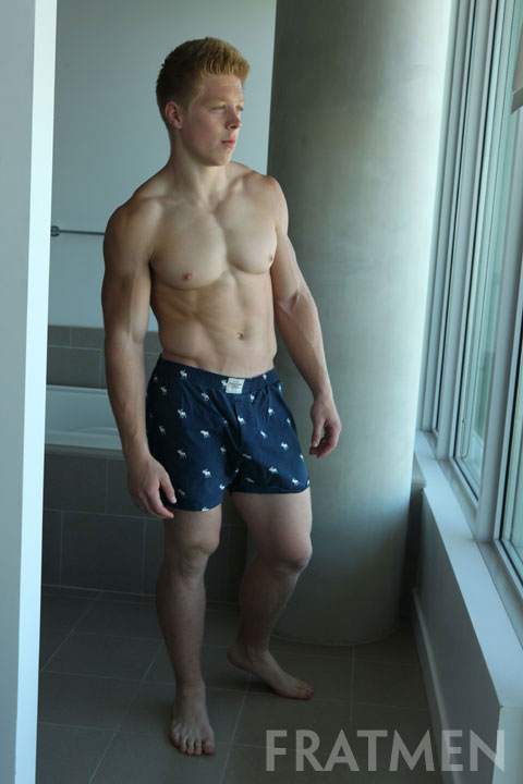 Loiro sarado super gato em ensaio para Fratmen - Foto 29