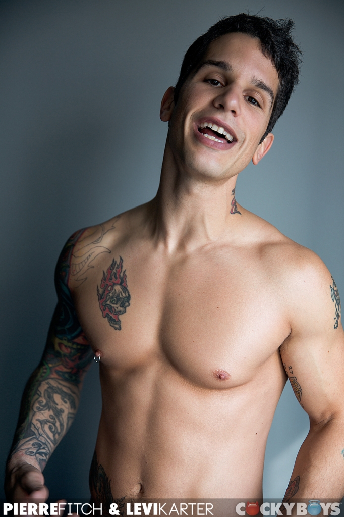 Pierre Fitch Pounds Levi Karter! - MaxeGatos - Foto 5