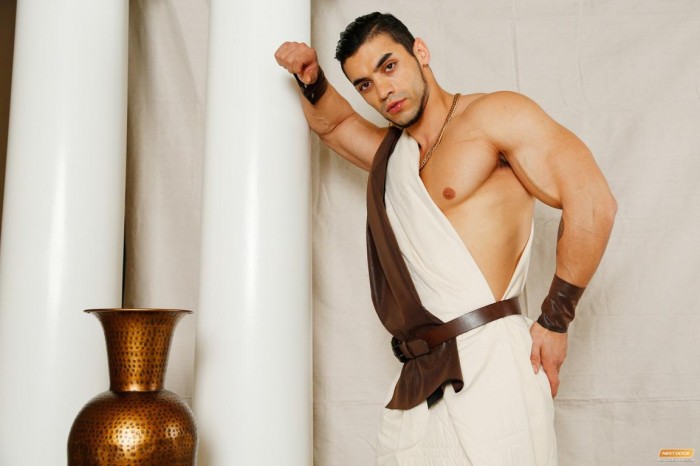 Machos gostosos na galeria com Arad e Markie More - Foto 14