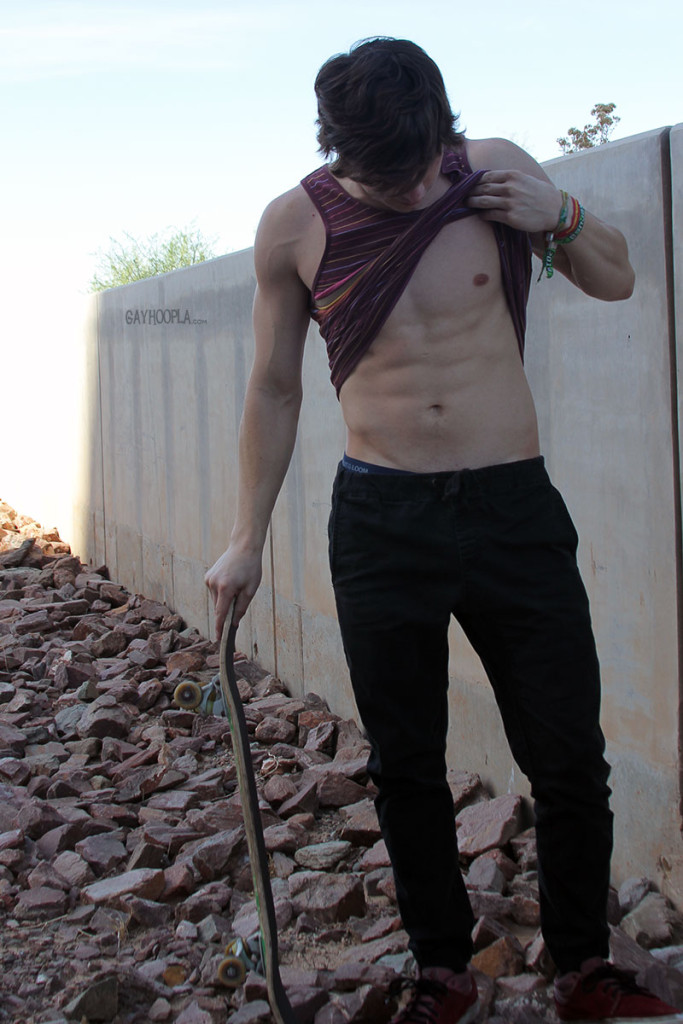Loiro gostoso se masturbando no GayHoopla - Foto 11