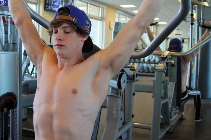 Loiro gostoso se masturbando no GayHoopla - Foto 22