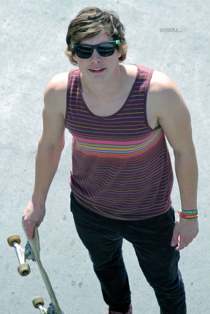 Loiro gostoso se masturbando no GayHoopla - Foto 5