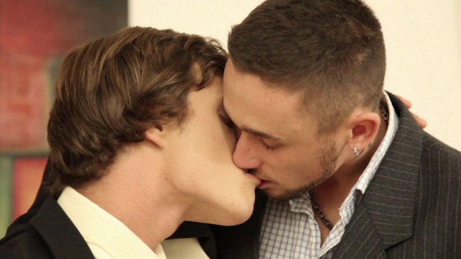 Sexo gay no escritório com belos garotos novinhos e safados - Foto 15