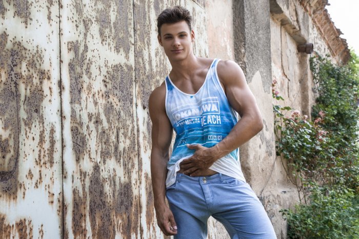 Fotos solo de Andrei Karenin - Foto 1