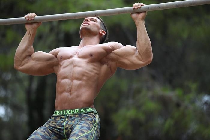 Como não se excitar vendo Kris Evans sendo passivo - Foto 8