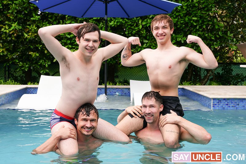 Padrastos Tesudos Na Piscina Preparam Enteados Pra Pegação Selvagem - Foto 10